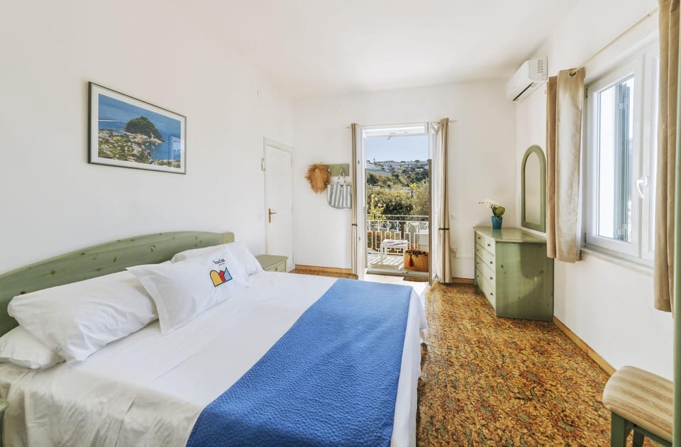 Lucia Maison Apartment in Forio