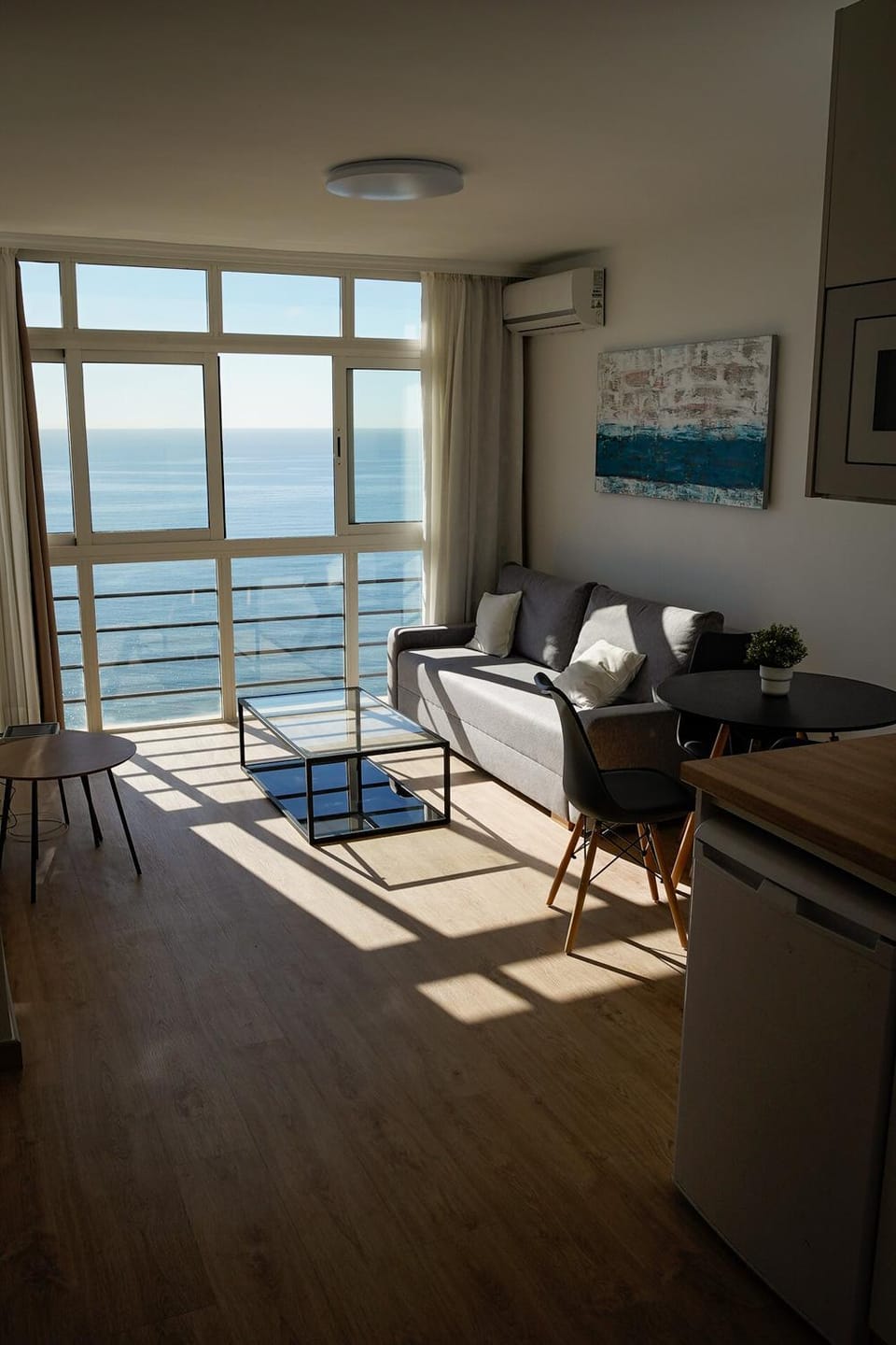 Living room, Sea view