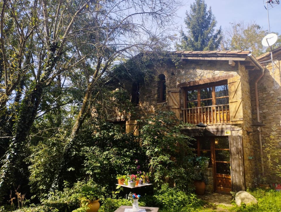 Hostal La vall Vacation rental in Garrotxa