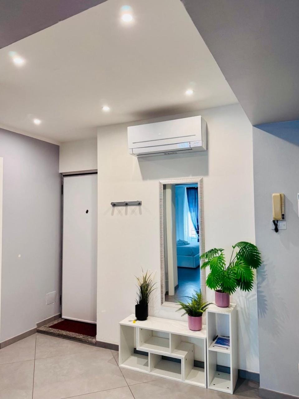 Nice apartment in the historic center Apartment in Intra