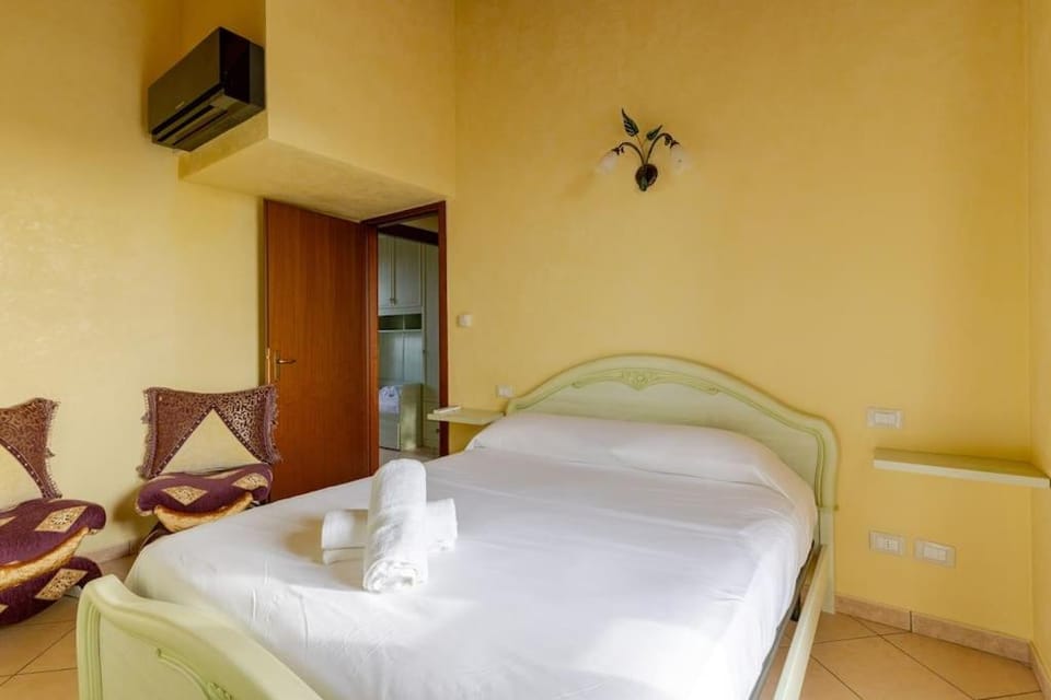 Elegance Apartment Ancient Rovere Apartment in Sirmione