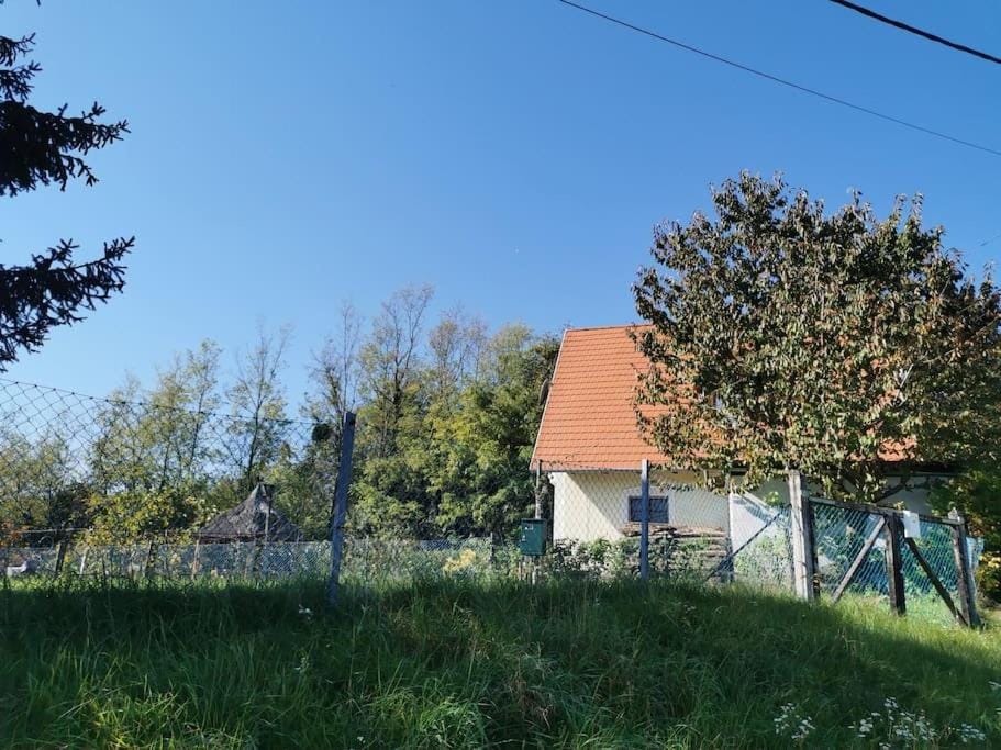 Erdőszélén Házikó Vendégház House in Hungary