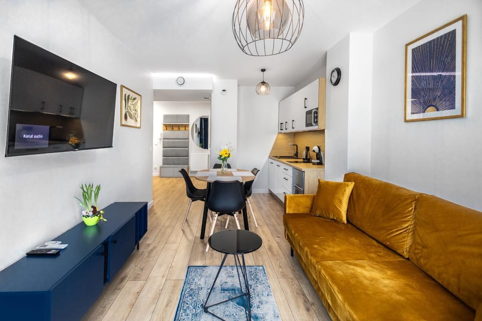 TV and multimedia, Kitchen or kitchenette, Living room, Seating area, Dining area, minibar, kitchen
