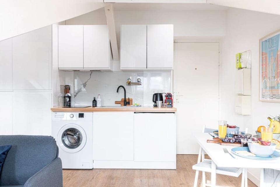 MY CASA - DEROULEDE - Superb Studio Suite w AC Downtown Apartment in Nice