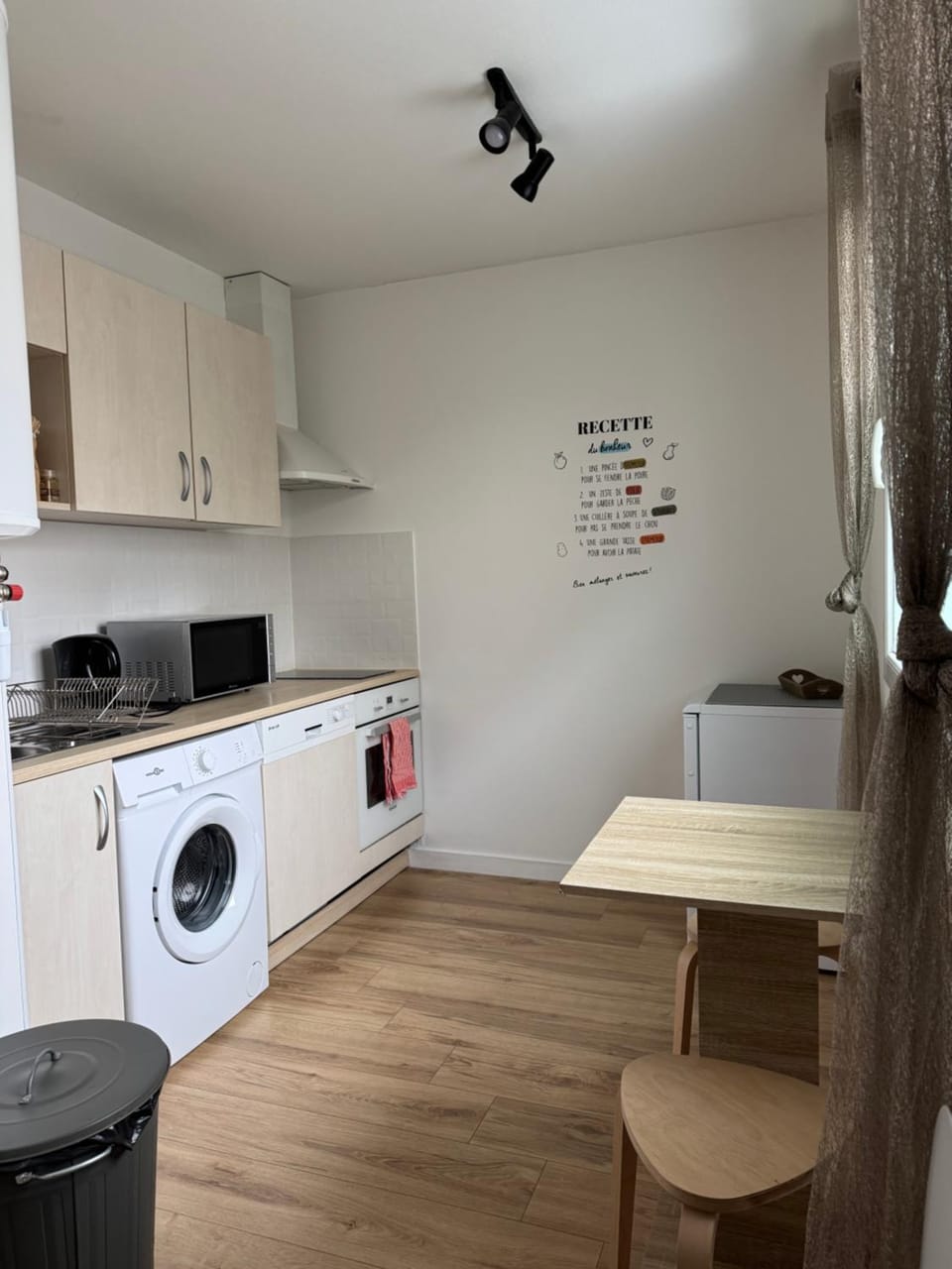 Dijon - Grand studio proche parc Darcy & gare Apartment in Dijon
