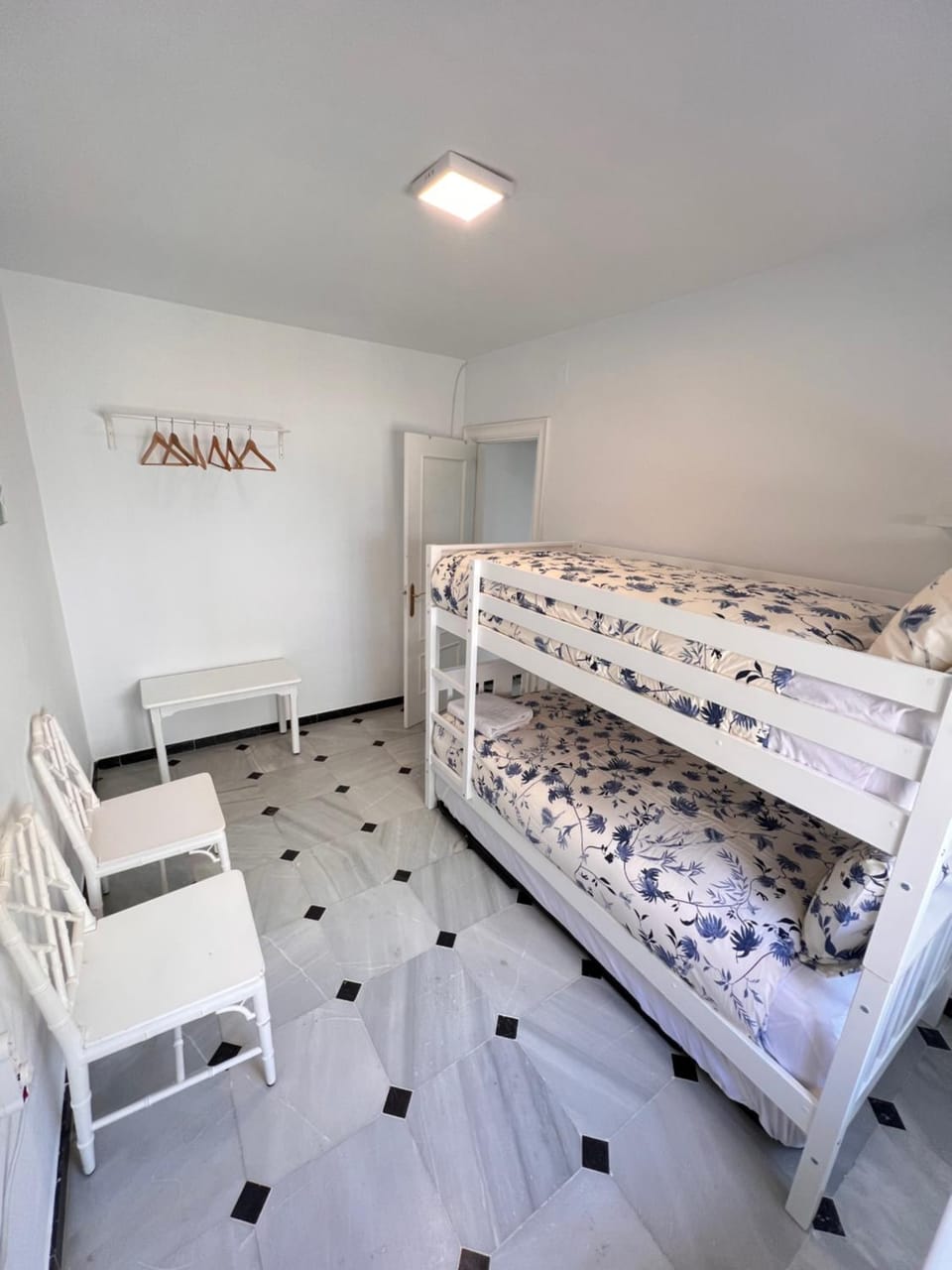 Bed, Photo of the whole room, Bedroom, bunk bed