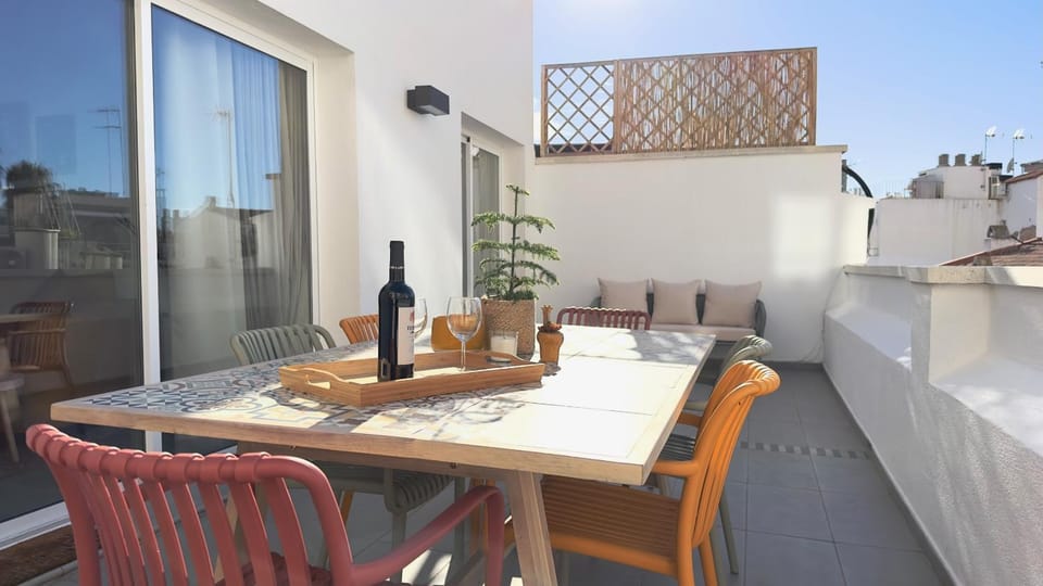 Patio, Balcony/Terrace, Seating area, Dining area