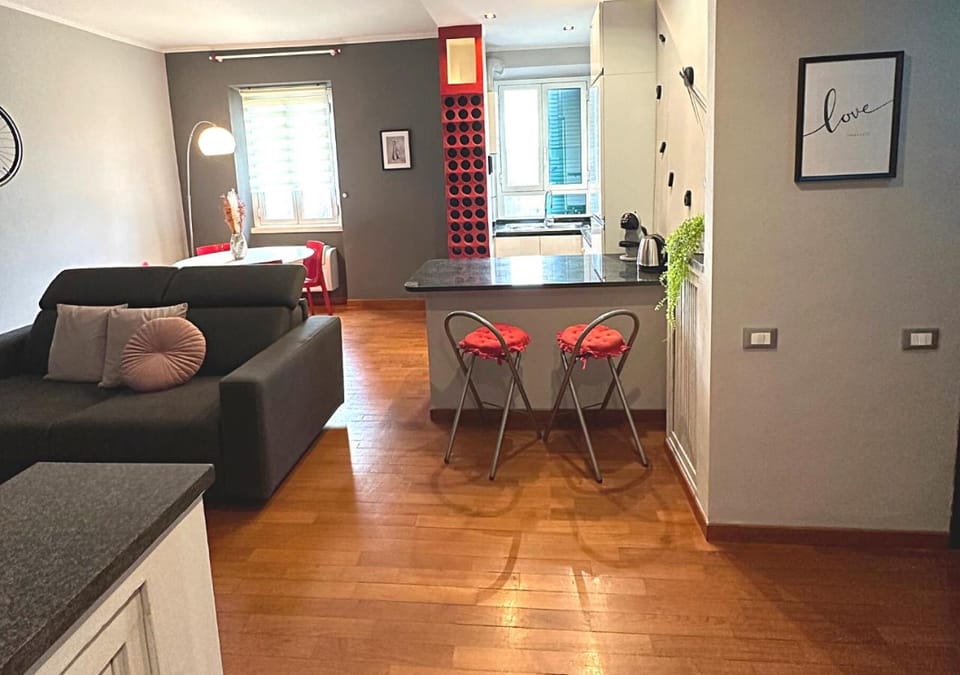 Kitchen or kitchenette, Living room, Photo of the whole room, Dining area