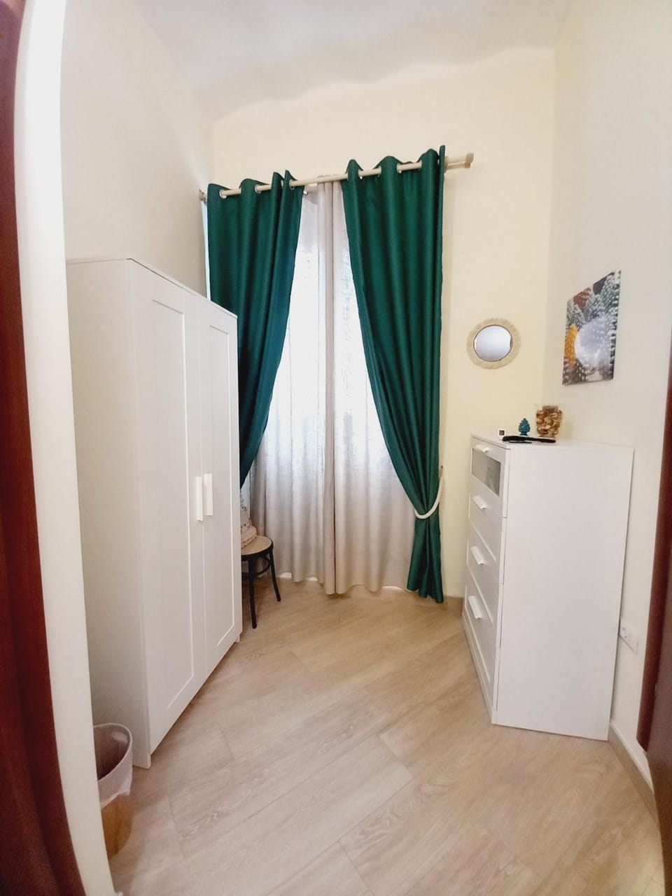 Bedroom, wardrobe