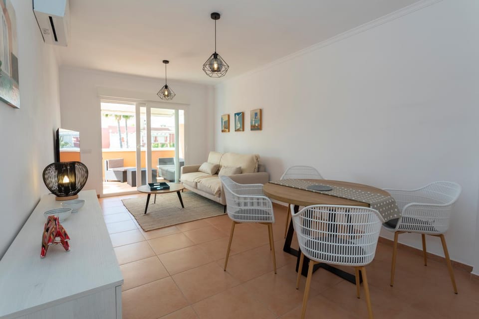 Estrella Blanca V, 2 dormitorios, by Bookindenia Apartment in Marina Alta