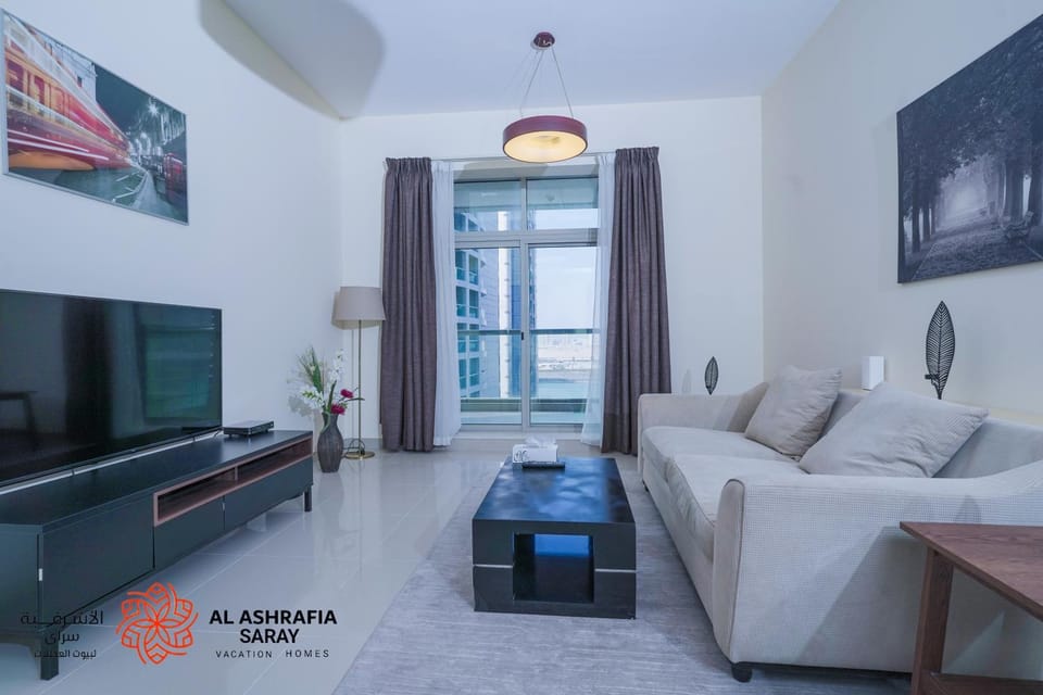 Communal lounge/ TV room, TV and multimedia, Living room, Seating area