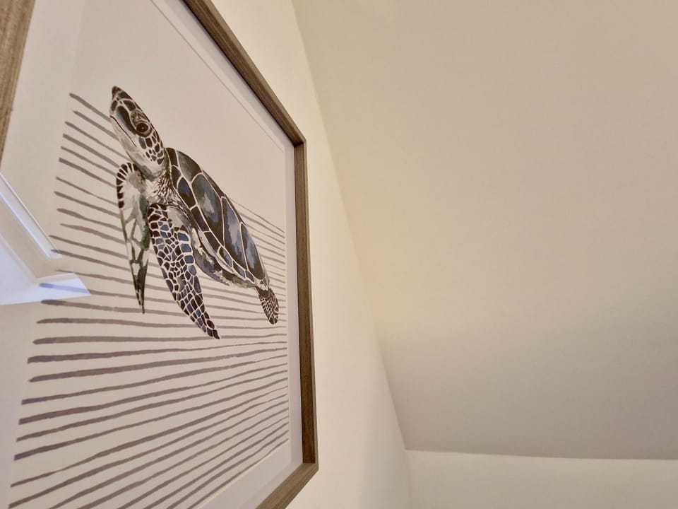 Trendy Luxury Serviced Apartment next to City Centre with Free Parking - Contractors & Relocators Apartment in Coventry