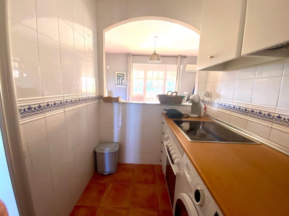 Kitchen or kitchenette, minibar, pet friendly, stove, washing machine