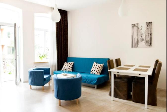 Living room, Dining area