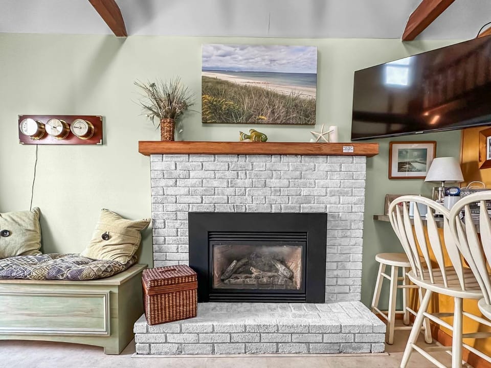 Beachside Bliss with Skylights Fireplace House in East Sandwich