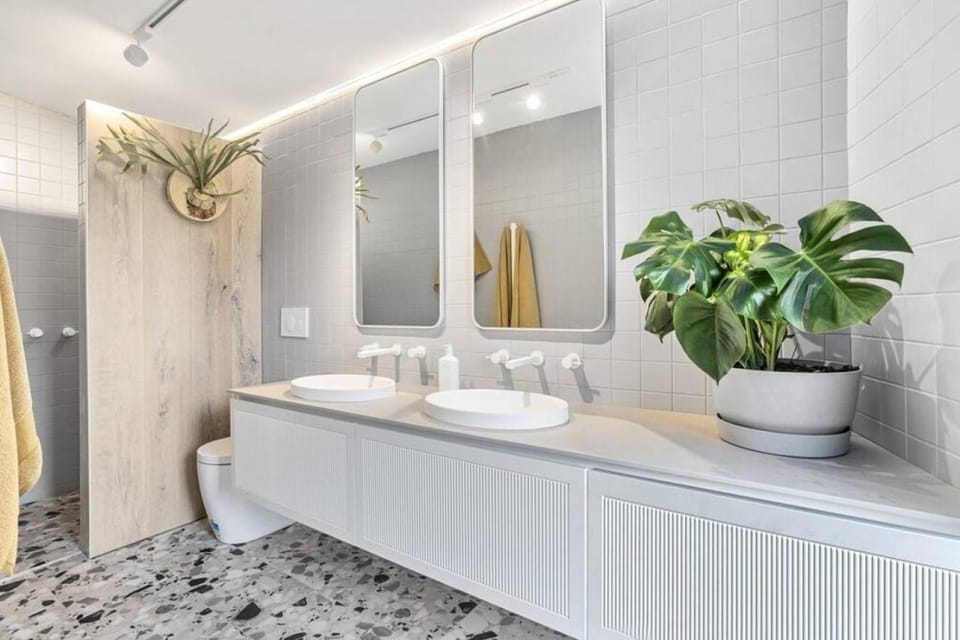 The Pod Sorrento - Epitome of Sorrento Style House in Melbourne Road
