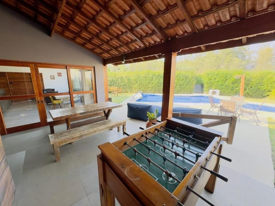 Linda Casa de Campo Nova em condomínio com piscina aquecida House in State of Paraná