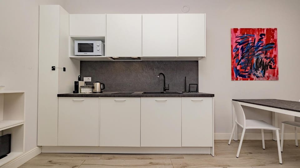 Kitchen or kitchenette, kitchen