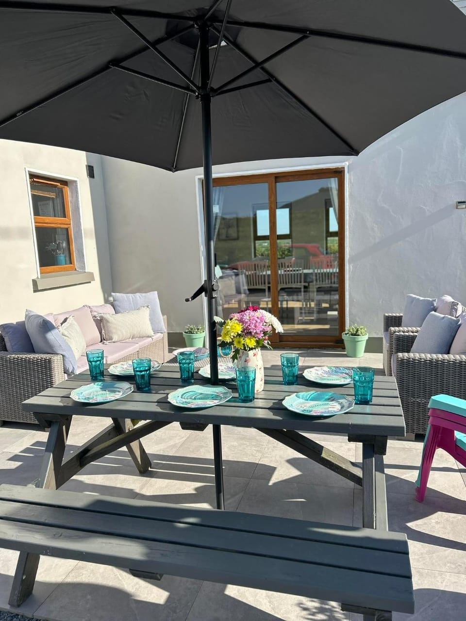 Patio, Dining area