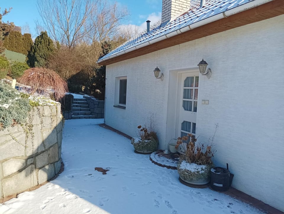 Property building, Winter