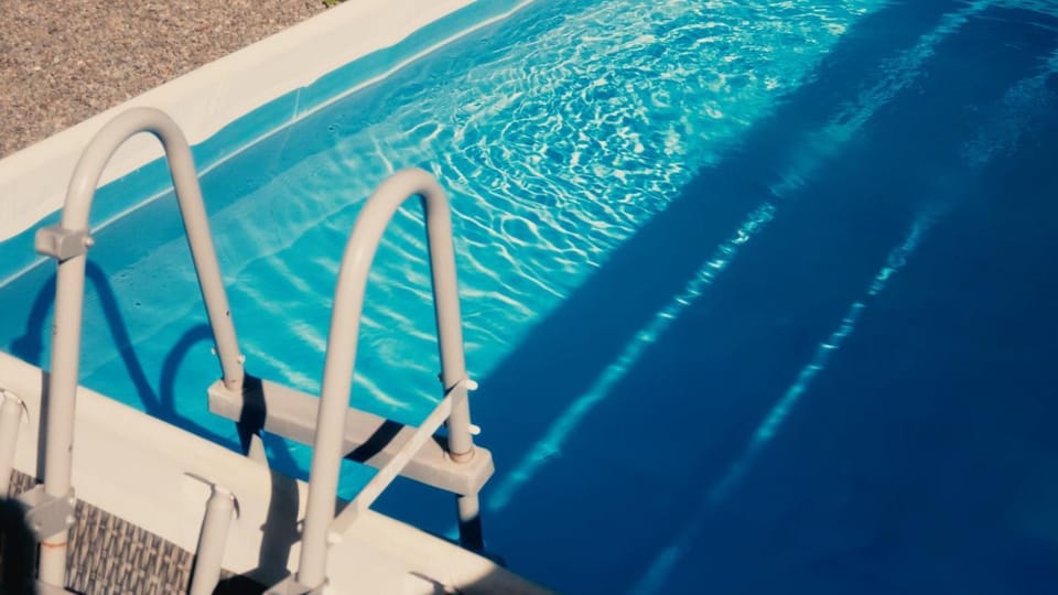 Day, Pool view, Swimming pool, sunbed