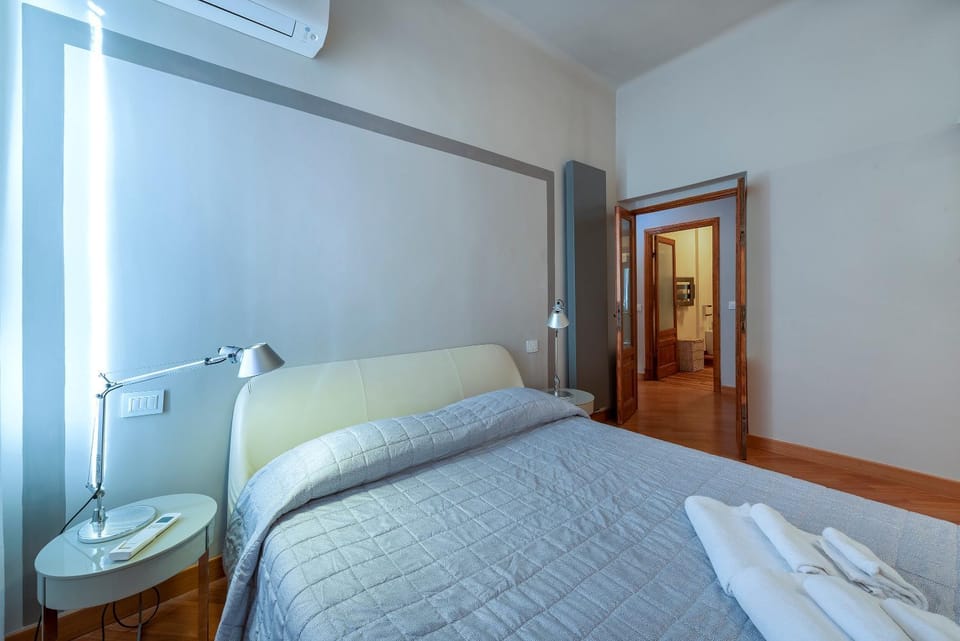 Poppy's House Apartment in La Spezia