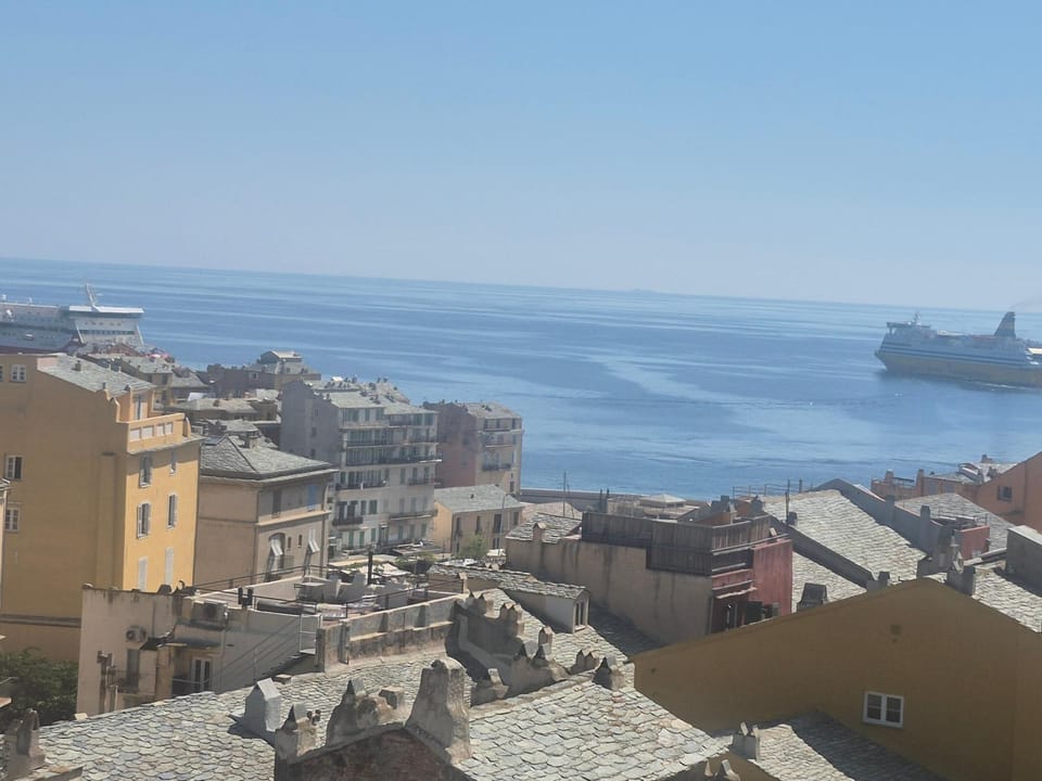 La Vista Apartment in Bastia