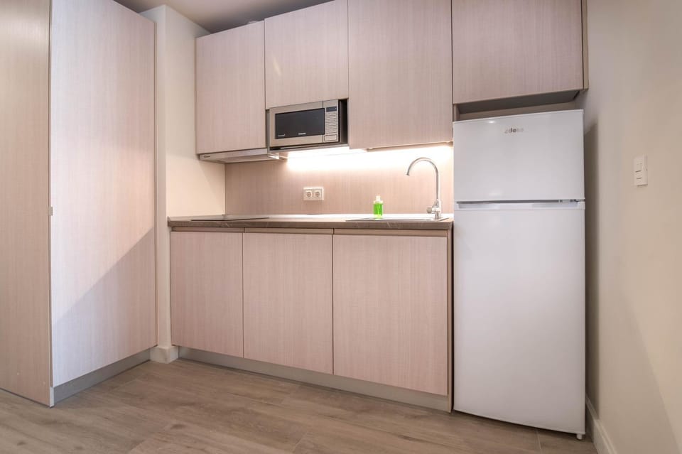 Coffee/tea facilities, Kitchen or kitchenette