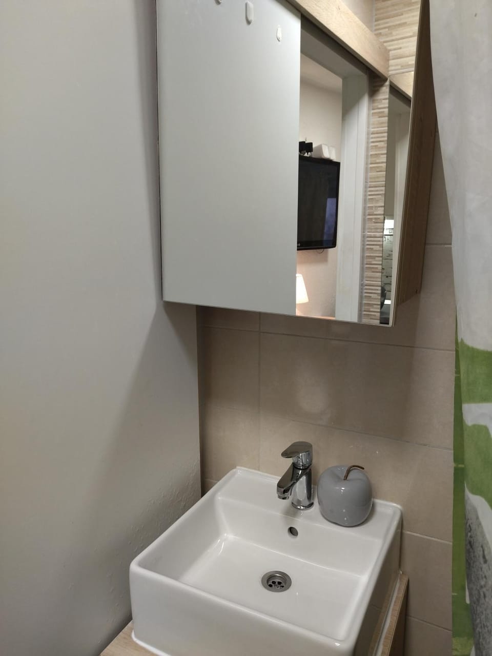 Tiny Studio in City Center Stone House Apartment in Split