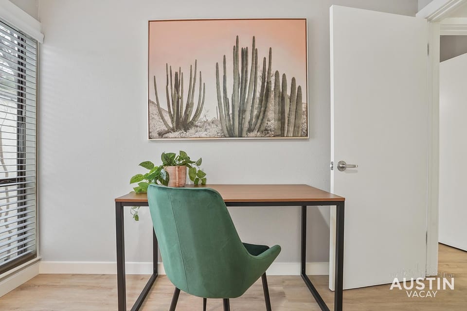 Amenity Heavy Serene Apt in Convenient Location Apartment in Austin