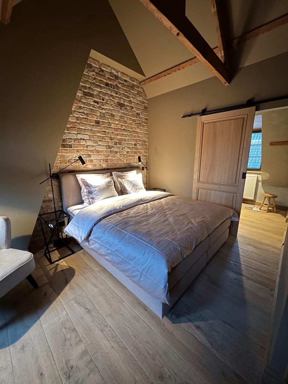 Bed, Bathroom, Photo of the whole room, Bedroom