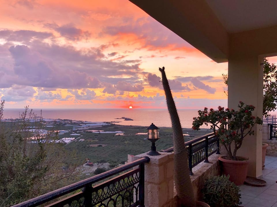 Natural landscape, View (from property/room), Balcony/Terrace, Sunset