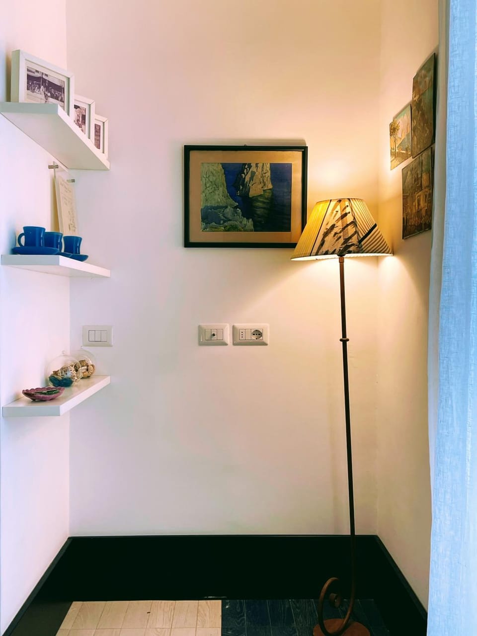 Decorative detail, Bedroom