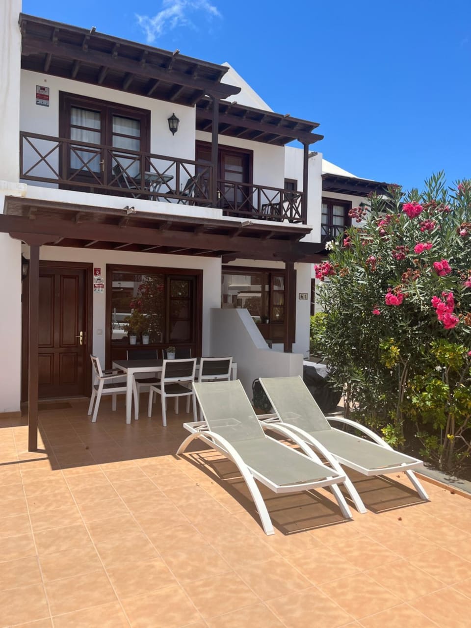 Day, Balcony/Terrace, sunbed