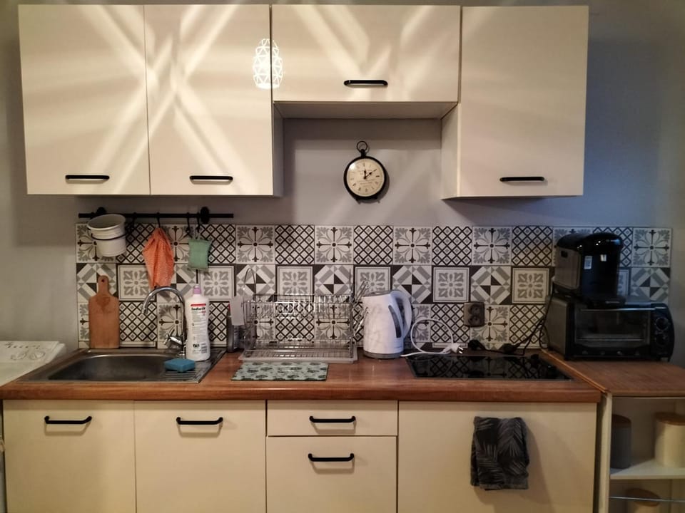 Coffee/tea facilities, Kitchen or kitchenette, pet friendly