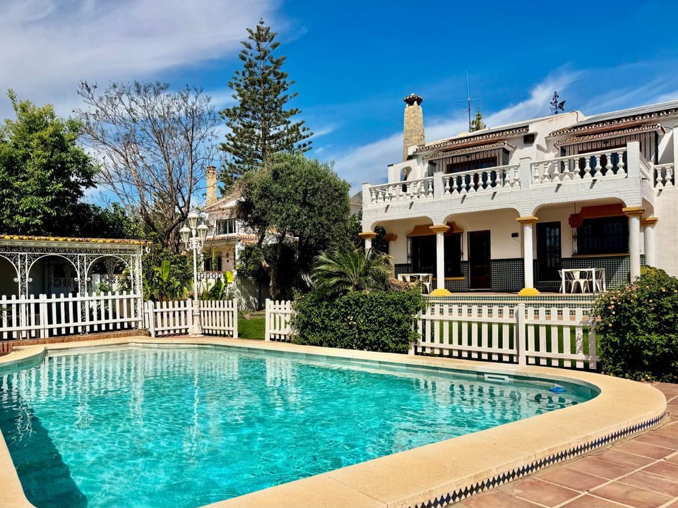 Villa Lucía - Benalmádena Costa Villa in Torremolinos