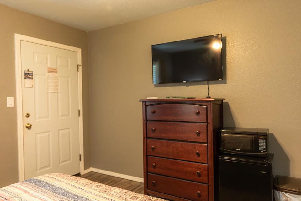 Lakeview Room 2 Queens - 22 House in Lake Texoma