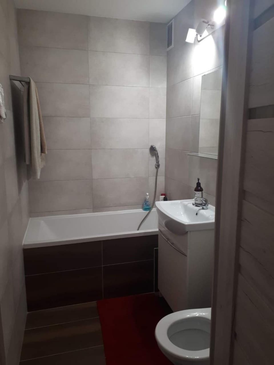 Toilet, Bathroom, Bath