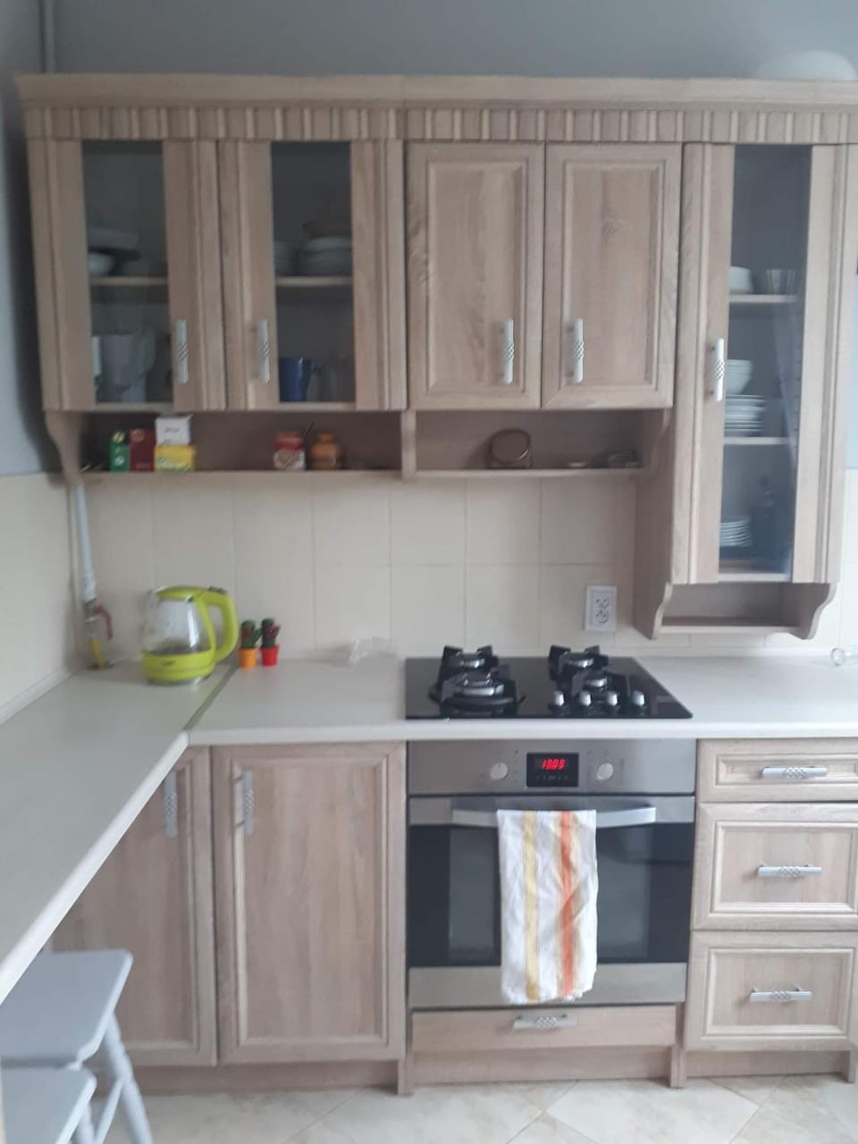 Kitchen or kitchenette, pet friendly, stove