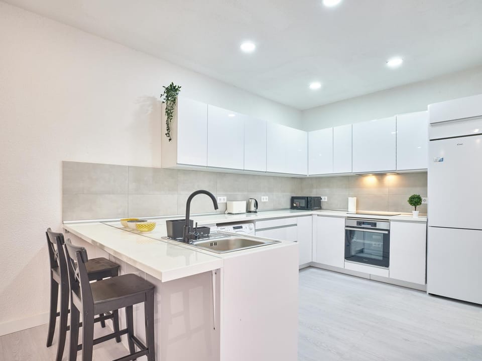 Kitchen or kitchenette, kitchen