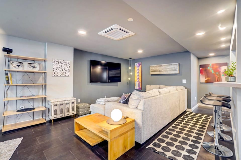 'Little House on the Lot' Dryden Townhome: Pets OK House in Dryden