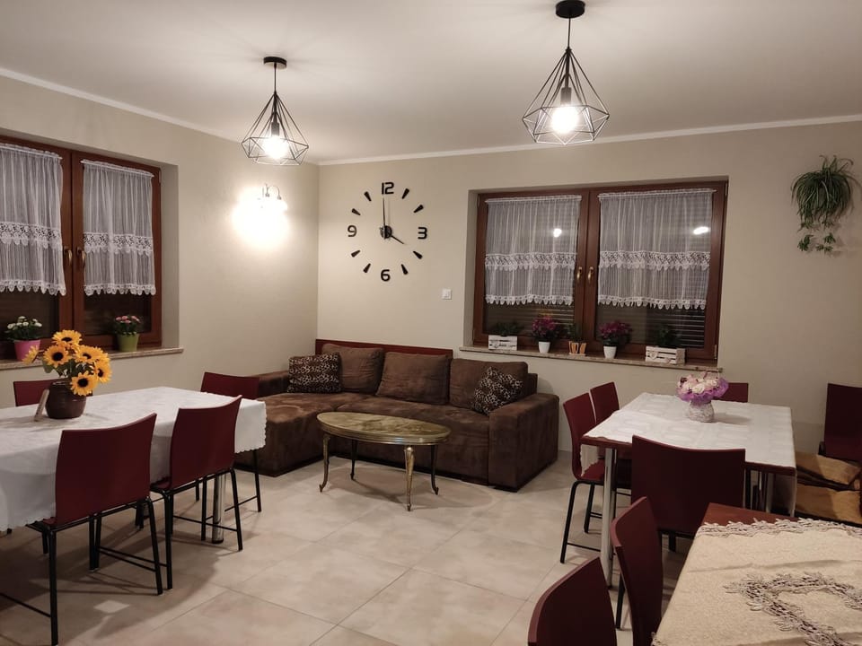 Communal lounge/ TV room, Living room, Seating area, Dining area