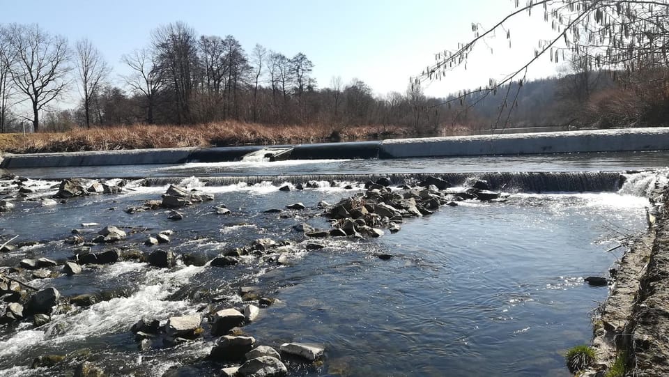 Nearby landmark, Day, Natural landscape, River view