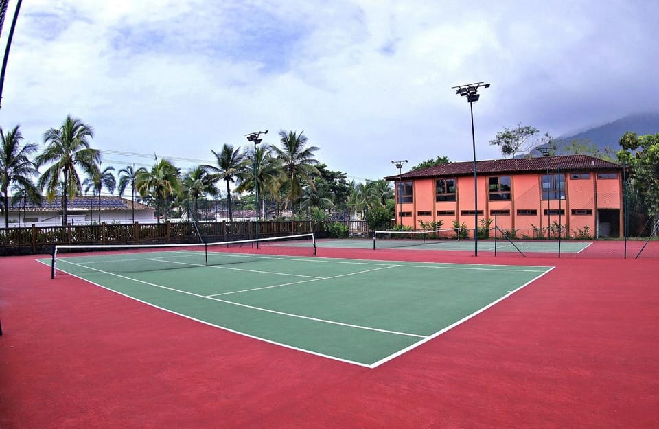 Tennis court