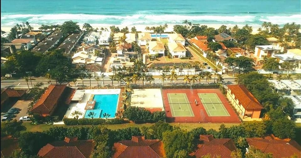Property building, Day, Neighbourhood, Natural landscape, Bird's eye view, Beach, Tennis court, City view, Pool view, Sea view, Street view, Swimming pool, Location