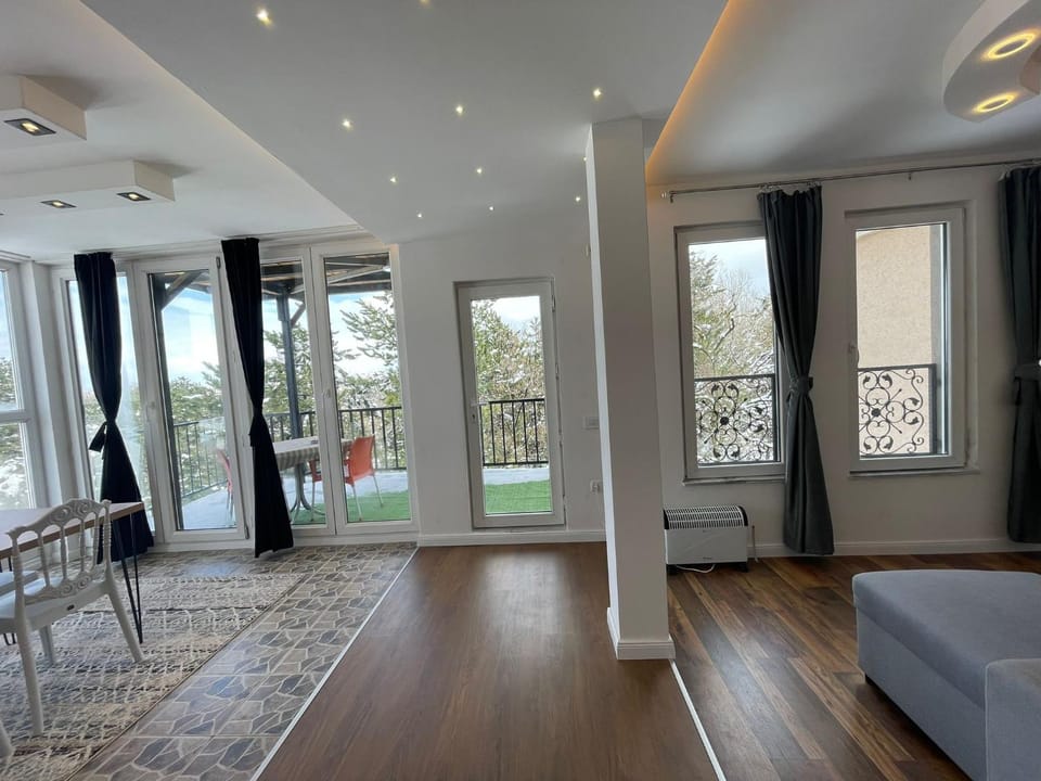 Greenside Apartment 5 Apartment in Serbia