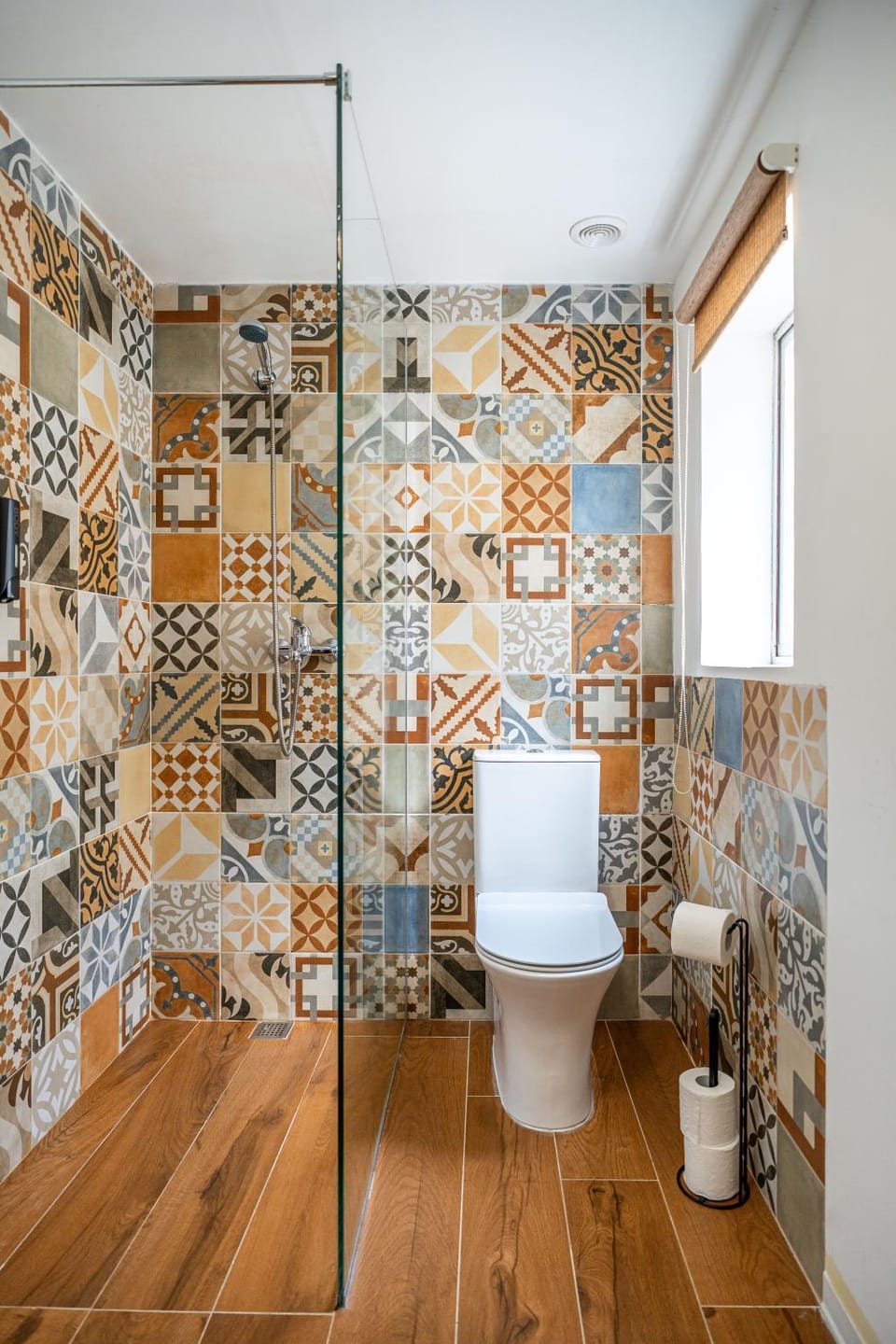 Shower, Toilet, Bathroom