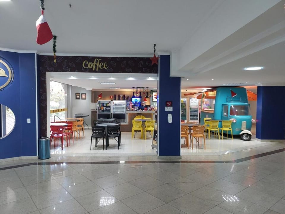 Ótimo apê 2 quartos com piscina 24hs em Caldas Novas Apartment in State of Goiás