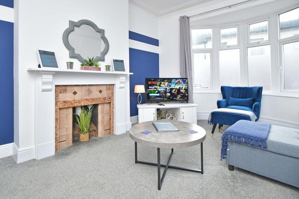 Bentley House - By Sigma Stays Apartment in Crewe