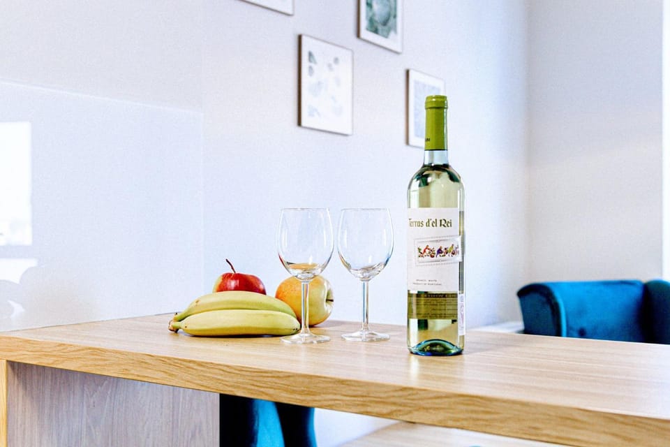 Food and drinks, Food, Alcoholic drinks